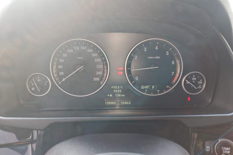 Used BMW X5 2014 xDrive35i Elegant Edition Instrument Cluster