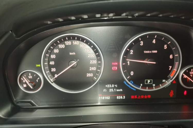 Used BMW X5 2014 xDrive35i Elegant Edition Instrument Cluster