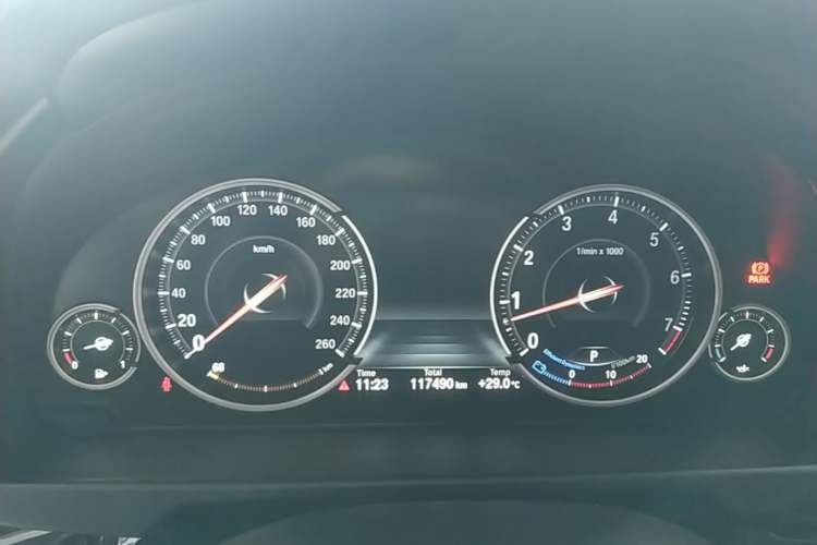 Used BMW X5 2014 xDrive35i Elegant Edition Instrument Cluster