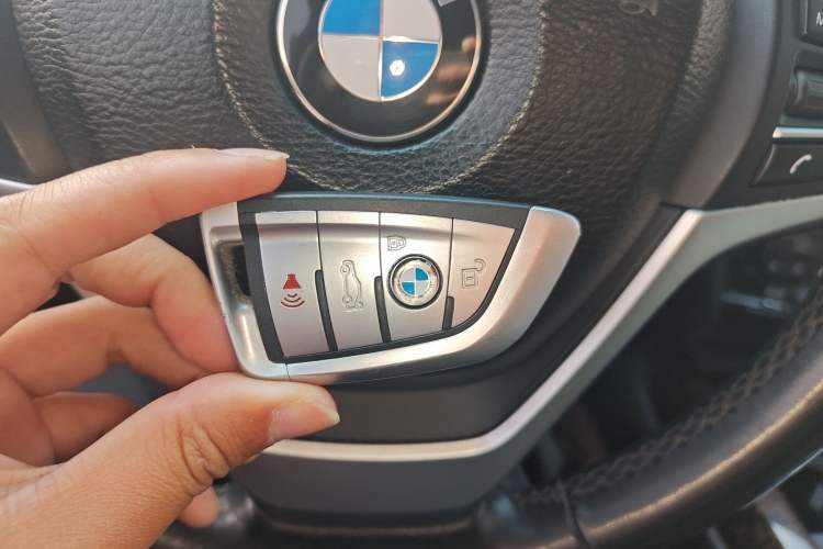 Used BMW X5 2014 xDrive35i Elegant Edition Interior 1