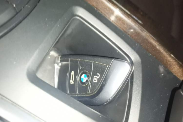 Used BMW X5 2014 xDrive35i Elegant Edition Interior 1