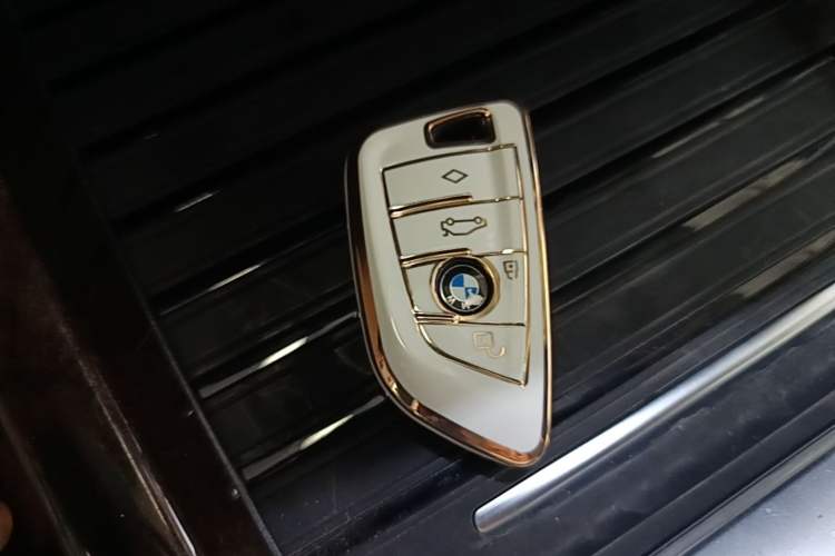 Used BMW X5 2014 xDrive35i Elegant Edition Interior 1