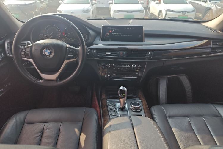 Used BMW X5 2014 xDrive35i Elegant Edition Interior 2