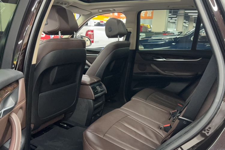 Used BMW X5 2014 xDrive35i Elegant Edition Interior 3