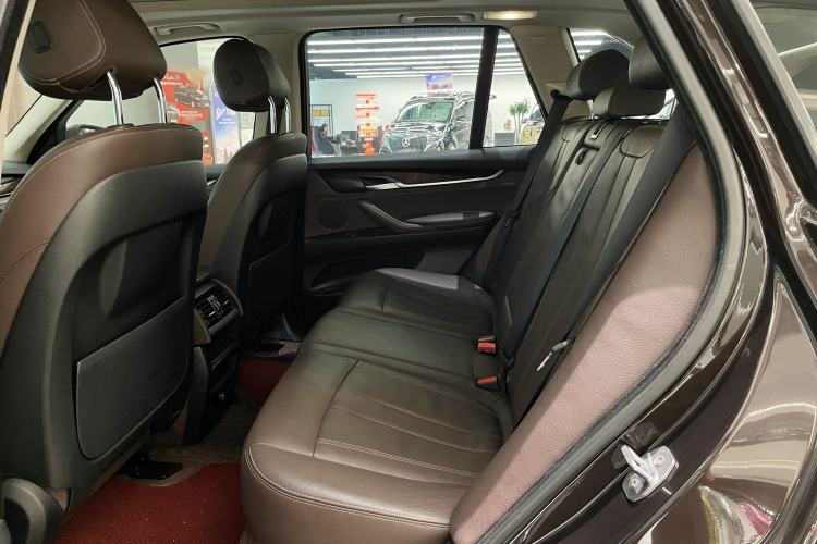 Used BMW X5 2014 xDrive35i Elegant Edition Interior 3