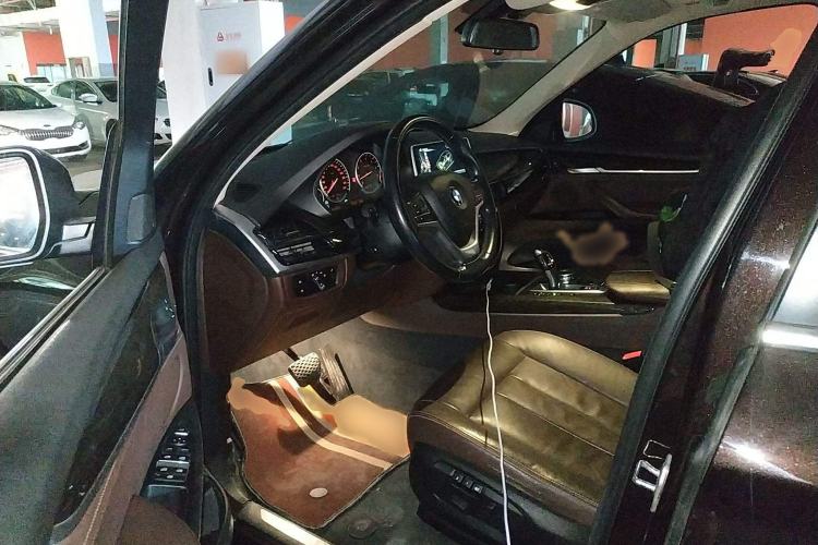 Used BMW X5 2014 xDrive35i Elegant Edition Interior 3