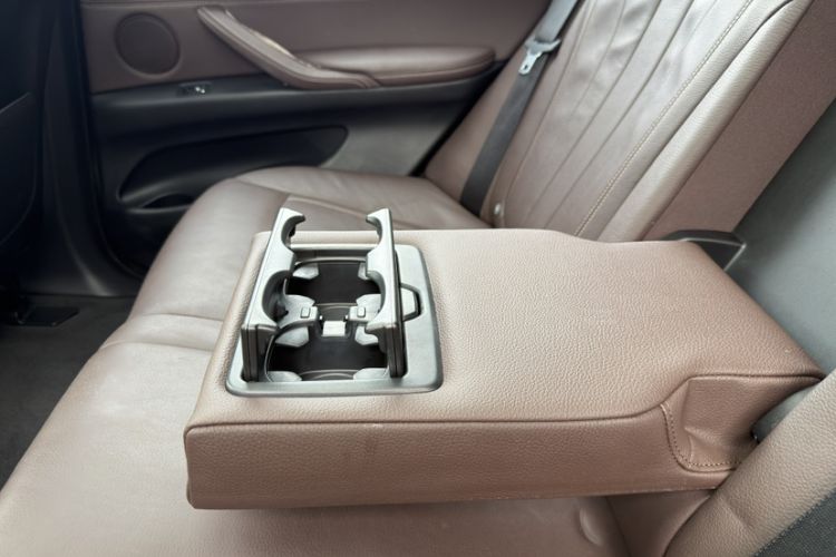 Used BMW X5 2014 xDrive35i Elegant Edition Interior 5