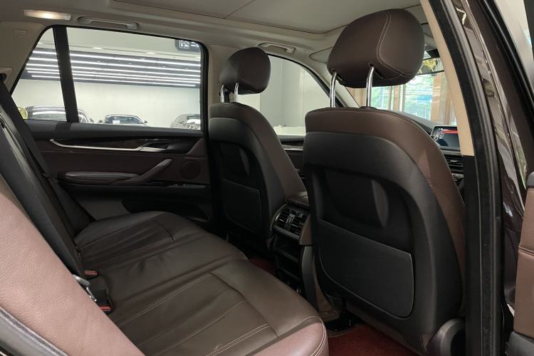 Used BMW X5 2014 xDrive35i Elegant Edition Interior 7