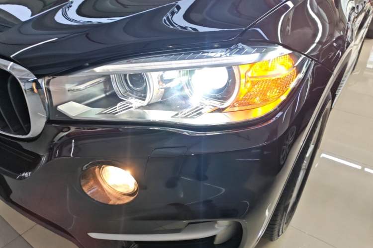 Used BMW X5 2014 xDrive35i Elegant Edition Left Front Headlight