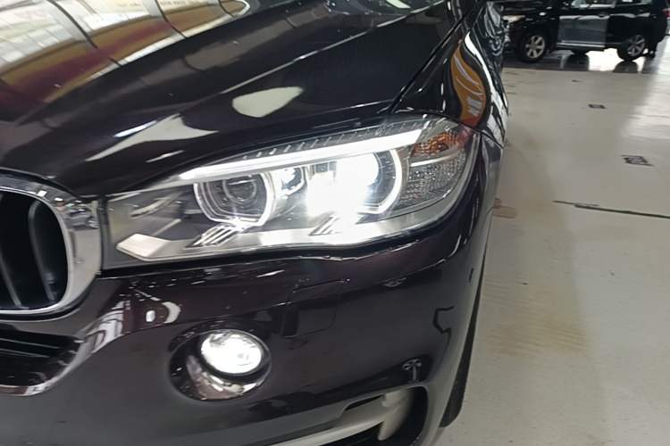 Used BMW X5 2014 xDrive35i Elegant Edition Left Front Headlight