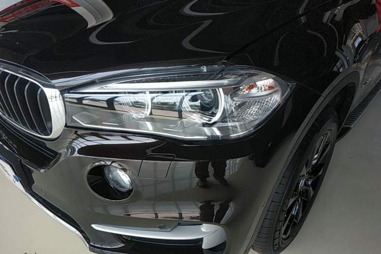 Used BMW X5 2014 xDrive35i Elegant Edition Left Front Headlight