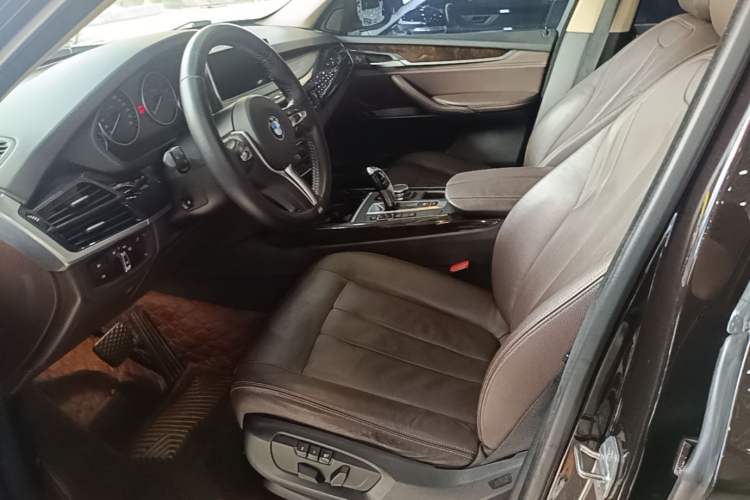 Used BMW X5 2014 xDrive35i Elegant Edition Left Front Seat