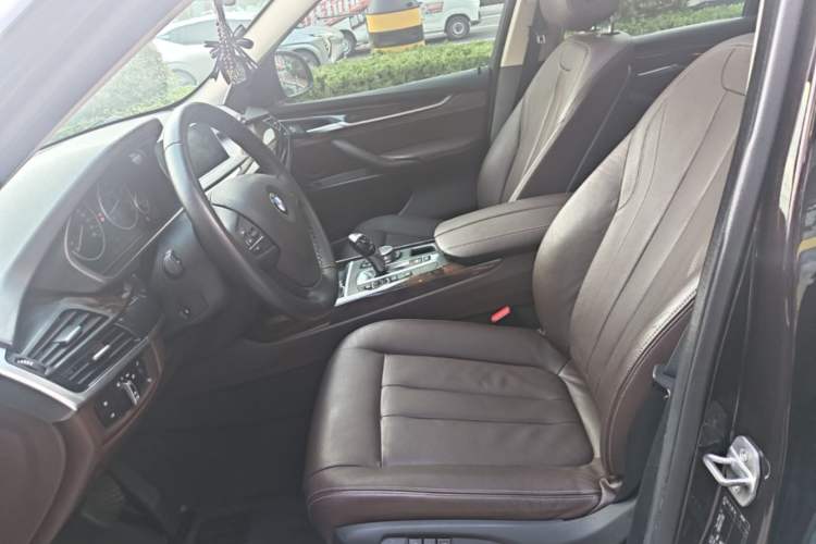 Used BMW X5 2014 xDrive35i Elegant Edition Left Front Seat