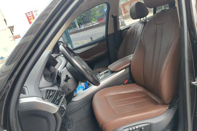 Used BMW X5 2014 xDrive35i Elegant Edition Left Front Seat