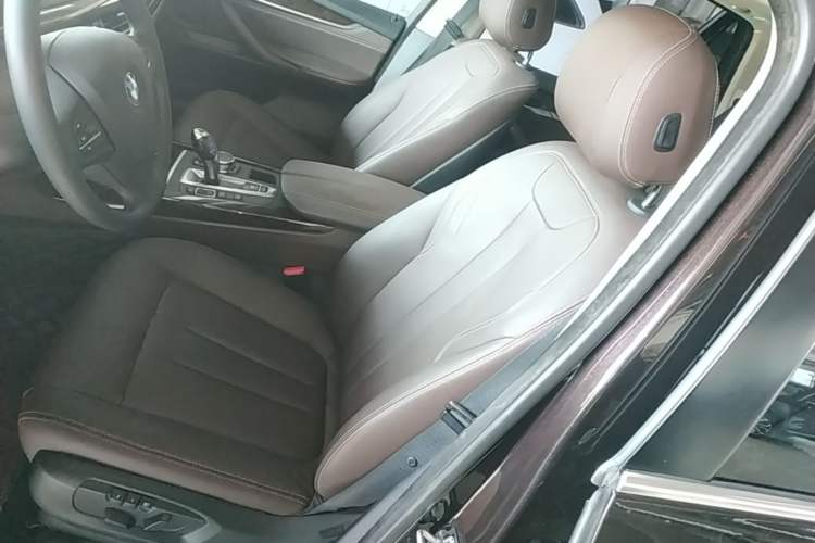 Used BMW X5 2014 xDrive35i Elegant Edition Left Front Seat