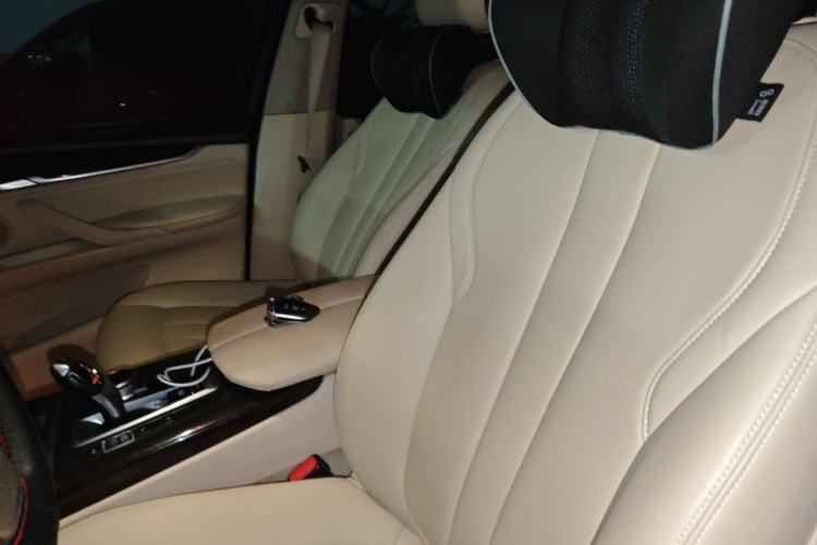 Used BMW X5 2014 xDrive35i Elegant Edition Left Front Seat