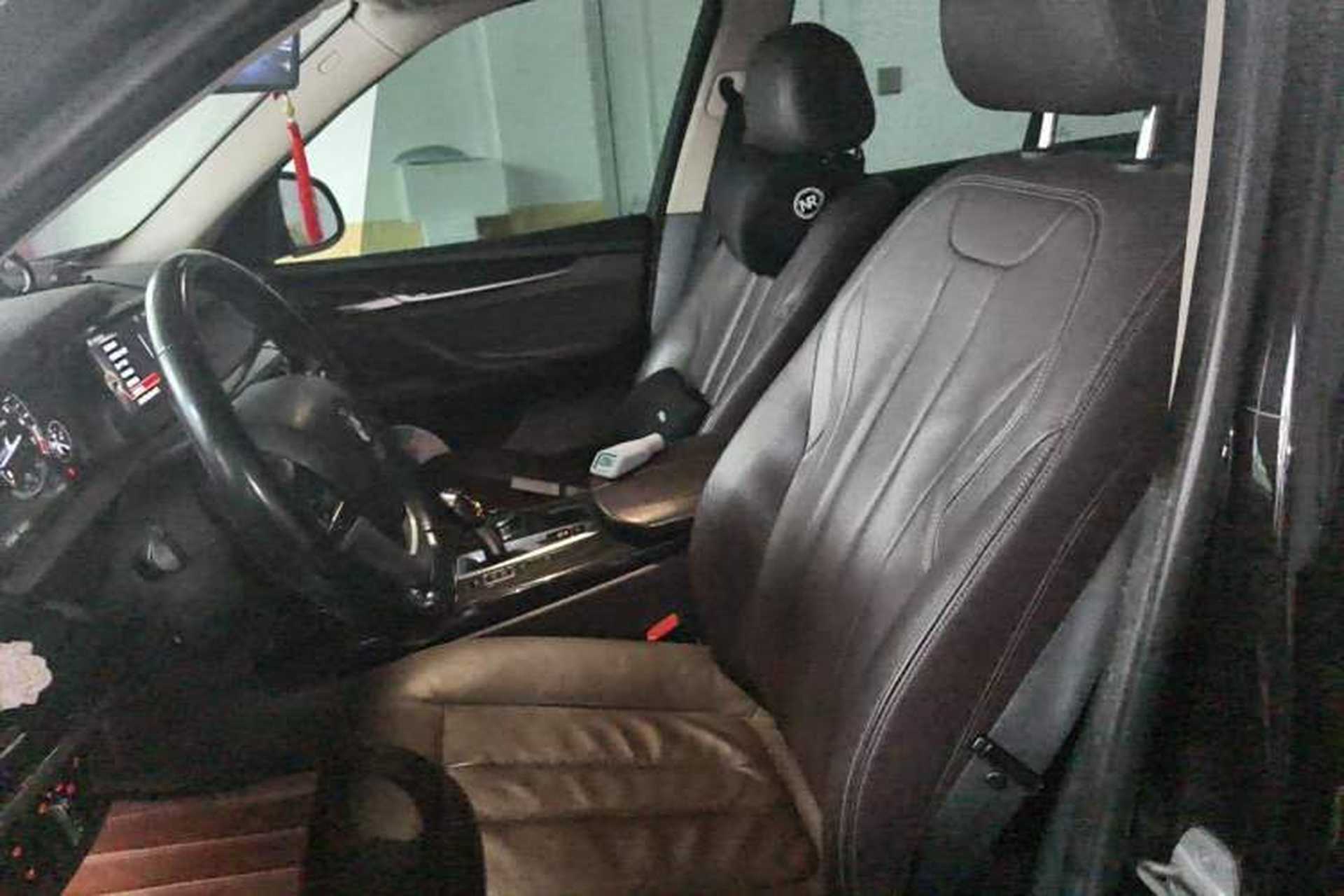 Used BMW X5  Left Front Seat