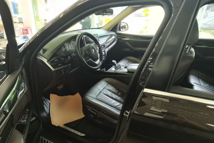 Used BMW X5 2014 xDrive35i Leading Model Left Front Seat