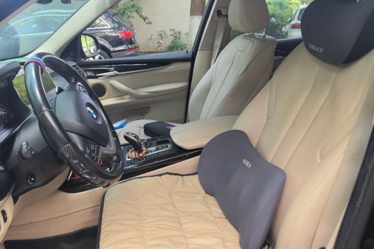 Used BMW X5 2014 xDrive35i Leading Model Left Front Seat