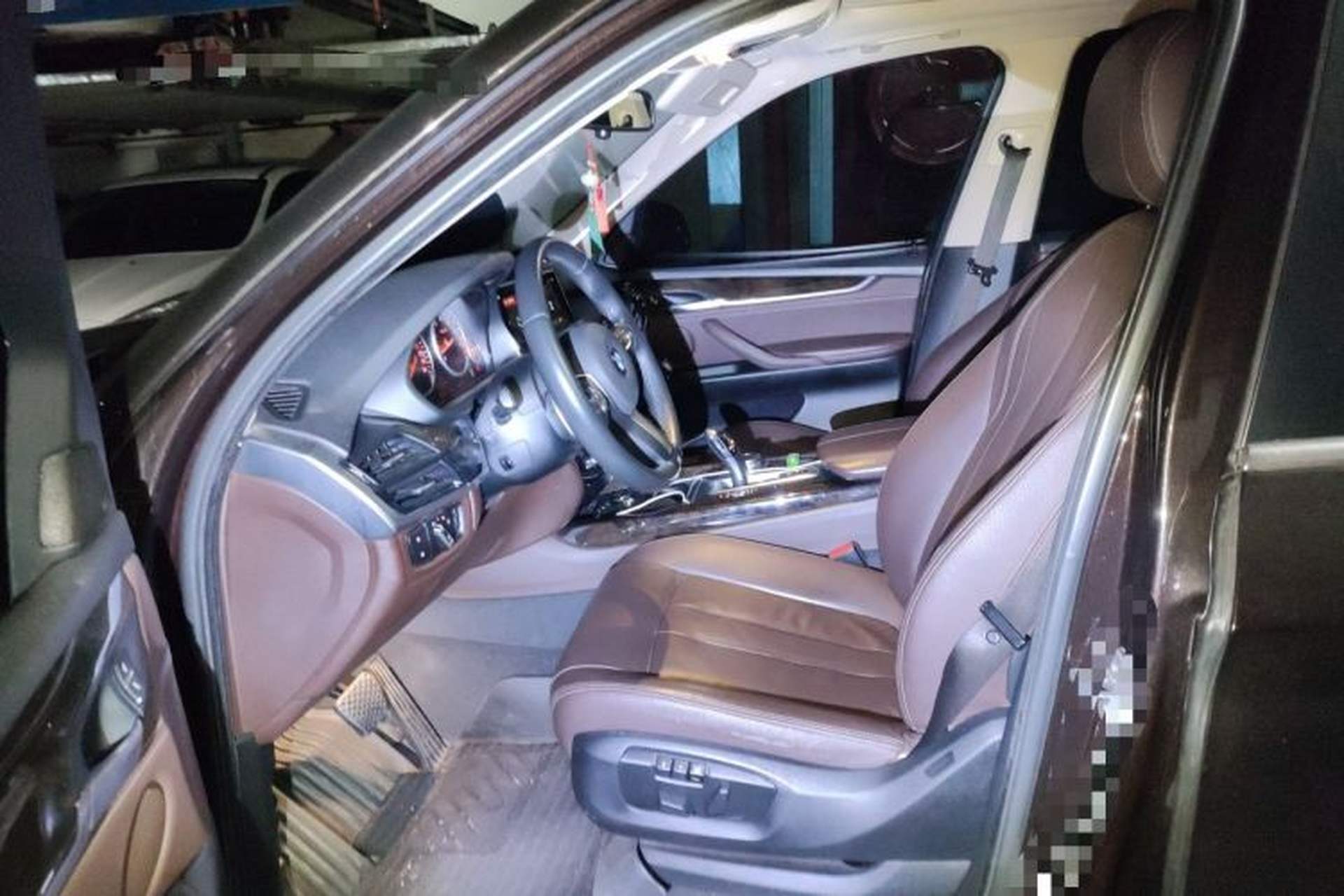 Used BMW X5 2014 xDrive35i Leading Model Left Front Seat
