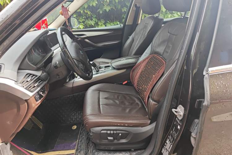 Used BMW X5 2014 xDrive30d Left Front Seat