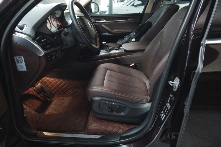 Used BMW X5 2014 xDrive35i Elegant Edition Left Front Seat