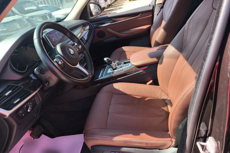 Used BMW X5 2014 xDrive35i Elegant Edition Left Front Seat