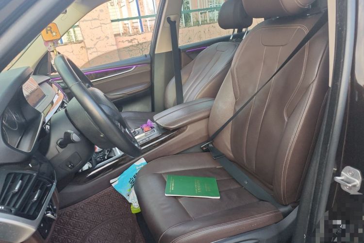 Used BMW X5 2014 xDrive35i Leading Model Left Front Seat