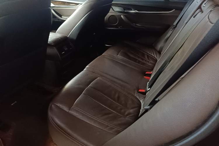 Used BMW X5 2014 xDrive35i Elegant Edition Left Rear Seat