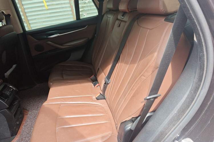 Used BMW X5 2014 xDrive35i Luxury Edition Left Rear Seat