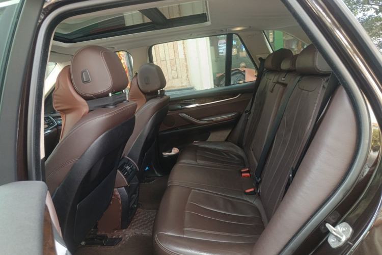 Used BMW X5 2014 xDrive35i Elegant Edition Left Rear Seat