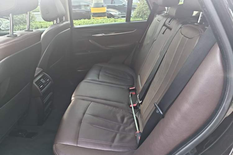 Used BMW X5 2014 xDrive35i Elegant Edition Left Rear Seat