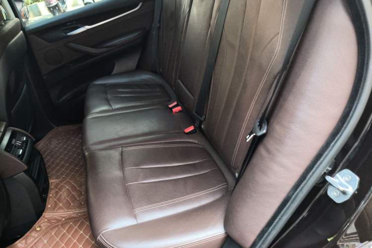 Used BMW X5 2014 xDrive35i Elegant Edition Left Rear Seat