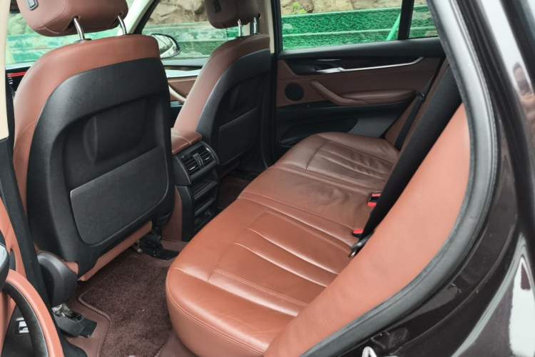Used BMW X5 2014 xDrive35i Elegant Edition Left Rear Seat