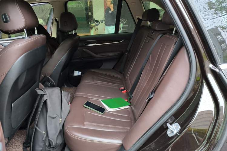 Used BMW X5 2014 xDrive35i Elegant Edition Left Rear Seat