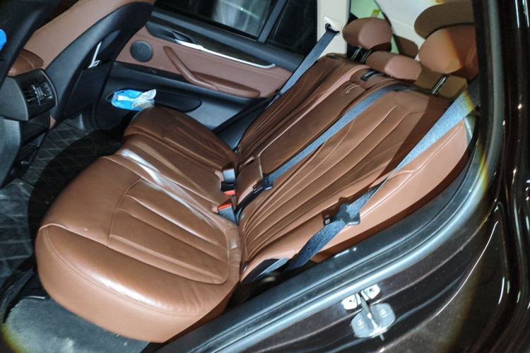 Used BMW X5 2014 xDrive35i Luxury Edition Left Rear Seat