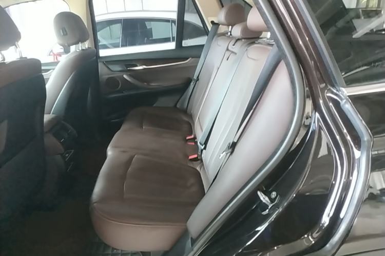 Used BMW X5 2014 xDrive35i Elegant Edition Left Rear Seat