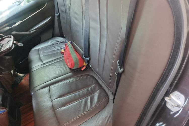 Used BMW X5 2014 xDrive35i Luxury Edition Left Rear Seat