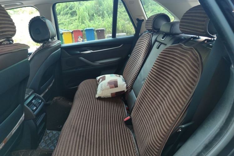 Used BMW X5 2014 xDrive35i Leading Model Left Rear Seat