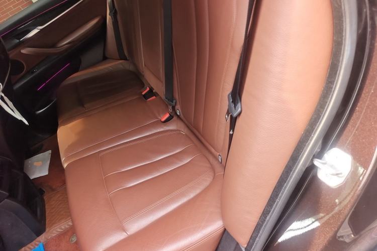 Used BMW X5 2014 xDrive35i U.S. specification Left Rear Seat