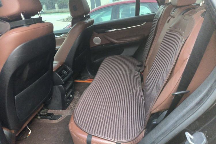 Used BMW X5 2014 xDrive35i Luxury Edition Left Rear Seat