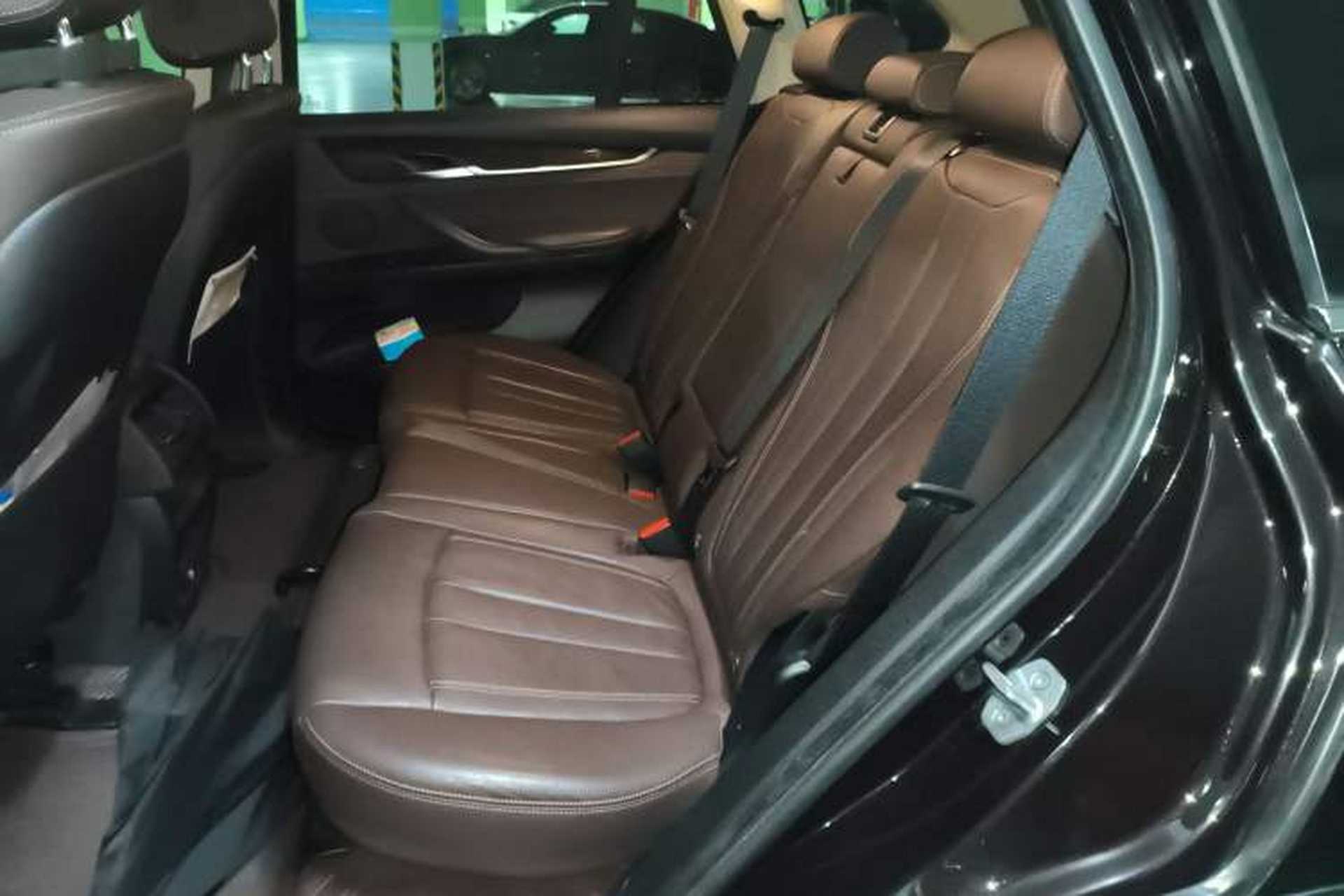 Used BMW X5 2014 xDrive35i Luxury Edition Left Rear Seat