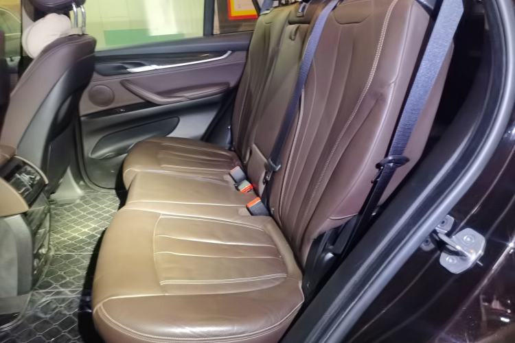 Used BMW X5 2014 xDrive35i Luxury Edition Left Rear Seat