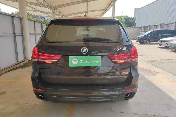 Used BMW X5 2014 xDrive35i Leading Model Rear