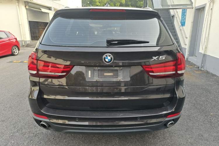 Used BMW X5 2014 xDrive35i Elegant Edition Rear