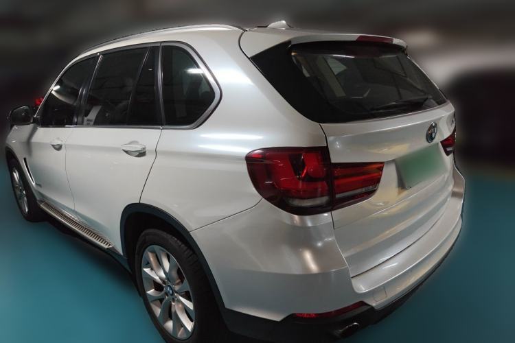 Used BMW X5 2014 xDrive35i Leading Model Rear Left 45 Deg