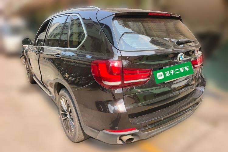 Used BMW X5 2014 xDrive35i Leading Model Rear Left 45 Deg