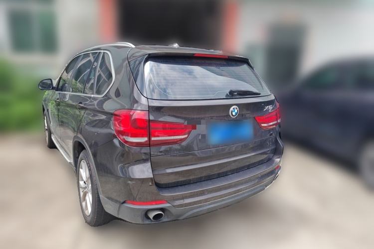 Used BMW X5 2014 xDrive35i Elegant Edition Rear Left 45 Deg