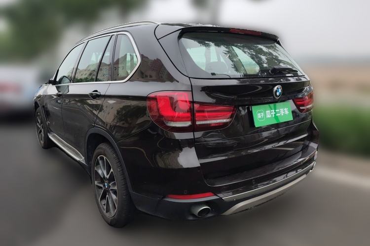 Used BMW X5 2014 xDrive35i Luxury Edition Rear Left 45 Deg