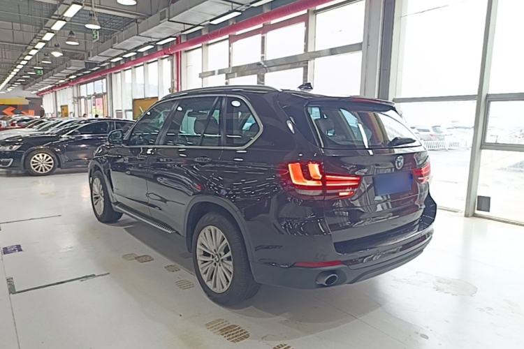 Used BMW X5 2014 xDrive35i Elegant Edition Rear Left 45 Deg